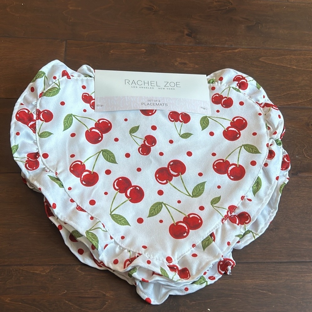 Rachel Zoe 4 Heart Shape Red Cherries Placemats Valentines Day New Ruffled